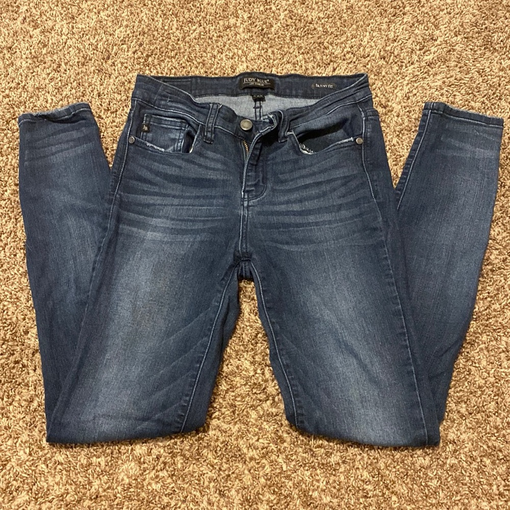 Skinny jeans